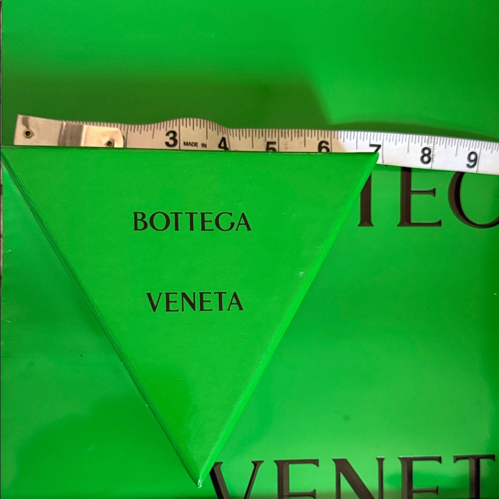 💚 NEW Bottega Veneta Set Green Triangle Bo &Shopping Bag🥳🥳❌❌ - Picture 4 of 5